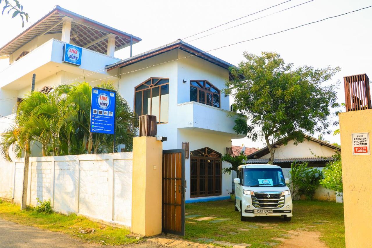Like Mike Tourist Guest House & Restaurant Negombo Exterior photo