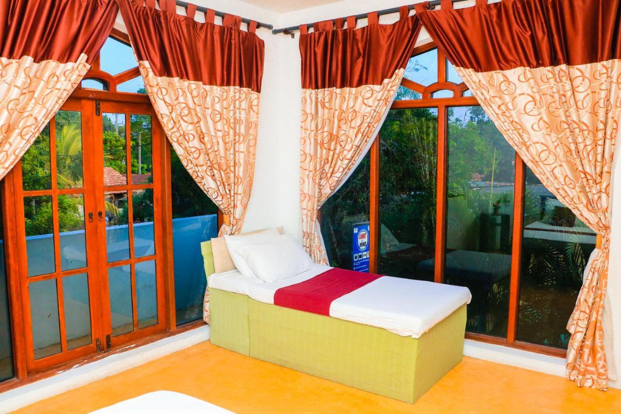Like Mike Tourist Guest House & Restaurant Negombo Exterior photo